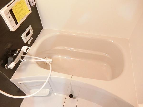 ハイツオリオン　バス　浴室乾燥機、追焚機能付の広々バスルーム！