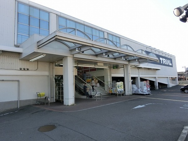 　スーパーセンタートライアル和泉店（ショッピング施設）／1196m　