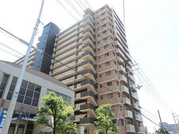ソルプラーサ堺　外観　鉄筋コンクリートマンション！