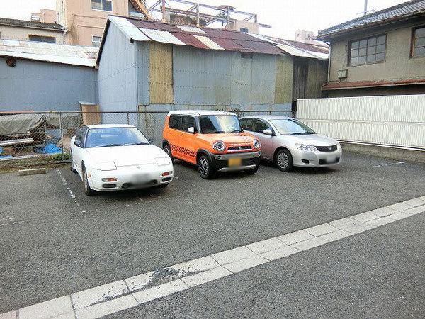 シュプレーム堺　駐車場　駐車しやすい！