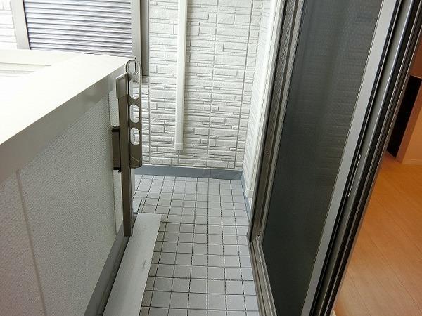 ファイブコート三国ヶ丘　バルコニー　浴室乾燥機！