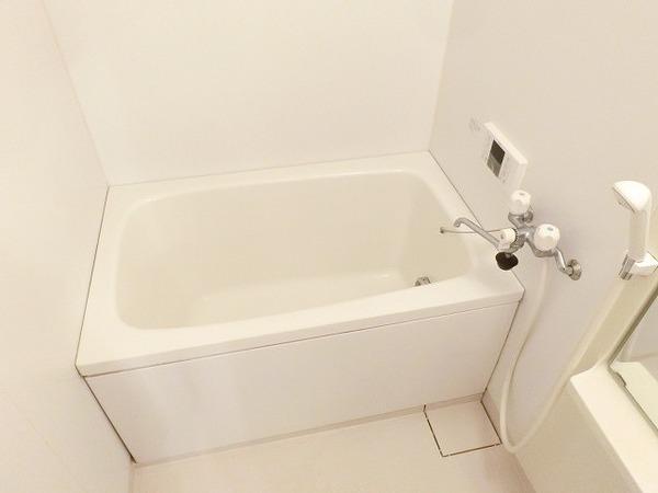 サニーシェソワ　バス　キレイな浴室！