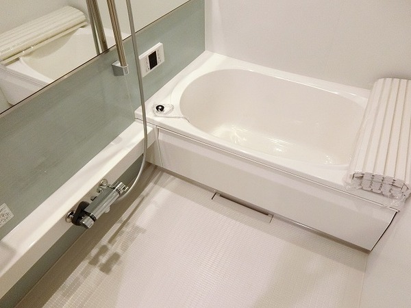 Ｂｅｎｅｖｏｌｅｎｃｅ　三国ヶ丘　バス　浴室乾燥機、追焚機能付の広々バスルーム！