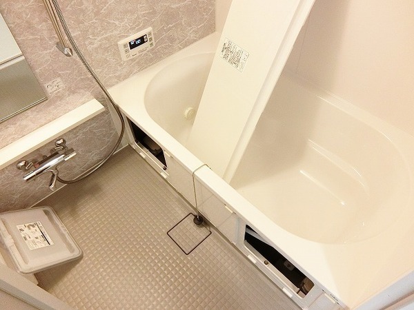 Ｆｕｔｕｒｅ宿院　バス　浴室乾燥機、追焚機能付の広々バスルーム！