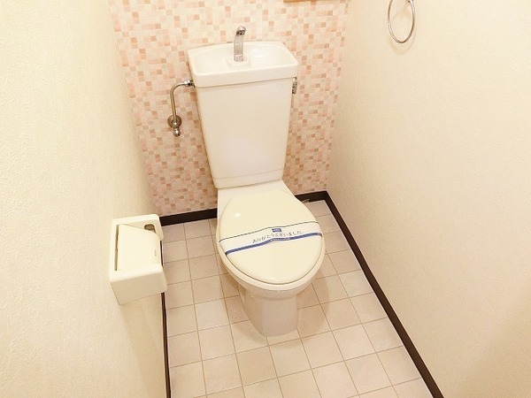 パレス深井　トイレ　キレイです！