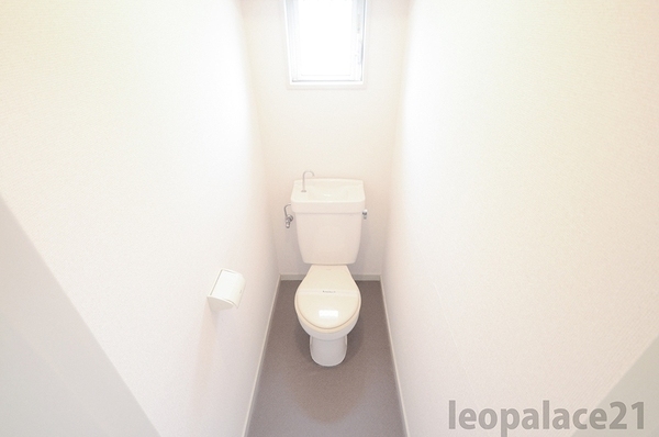 レオパレス土塔２　トイレ　