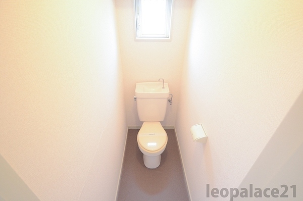 レオパレス土塔Ｉ　トイレ　