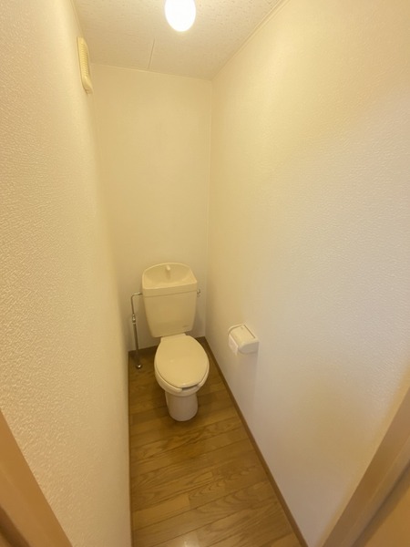 レオパレス三国ヶ丘壱番館　トイレ　