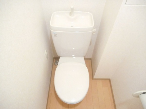 ステージ村田１０　トイレ　ウォシュレット設置可！