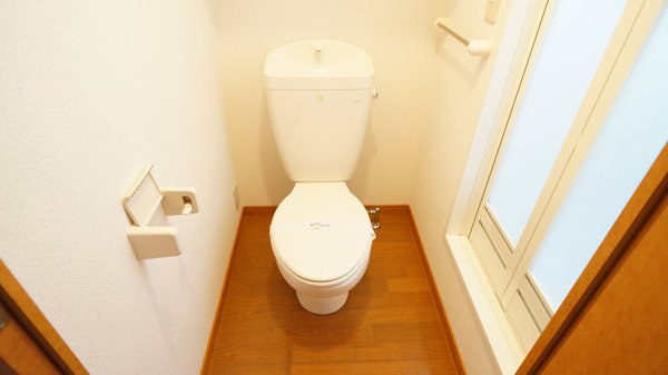 レオパレス浅香山　トイレ　