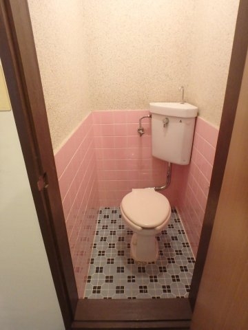 第３三国ヶ丘コーポ　トイレ　