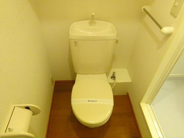 レオパレスハーモニー高石　トイレ　ウォシュレット設置可！