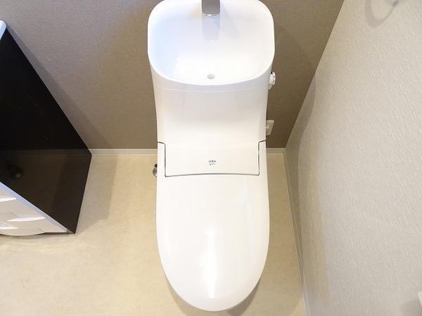Ｆｏｒ　Ｒｅａｌｉｚｅ寺地町　トイレ　清潔感あふれるデザインです！