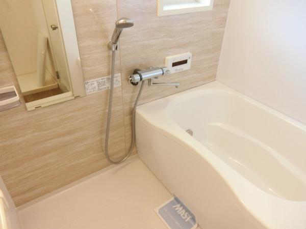 フレグランス中野　バス　キレイな浴室！