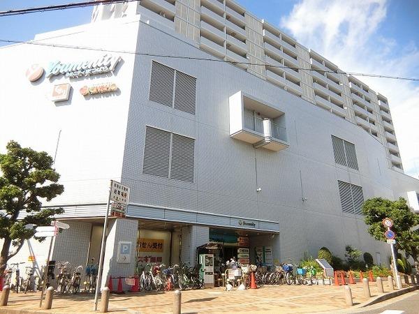 　ユニクロゆめニティまつばら店（ショッピング施設）／210m　