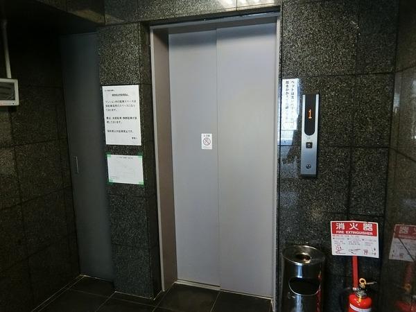 ヨーク北条　エントランス　エレベーター！