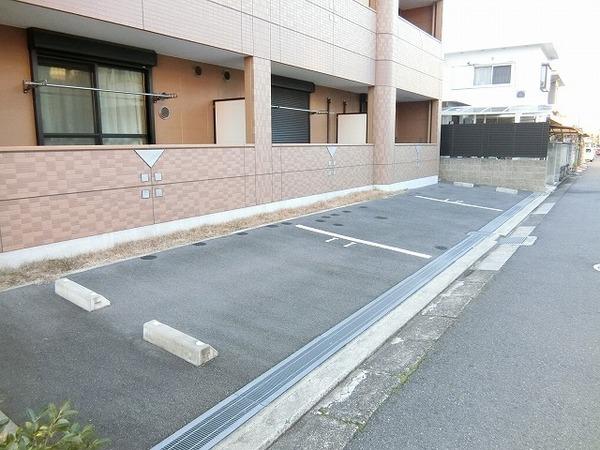 サンフォレスト成和　駐車場　駐車しやすい！