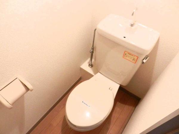 レオパレスプレノタート２　トイレ　