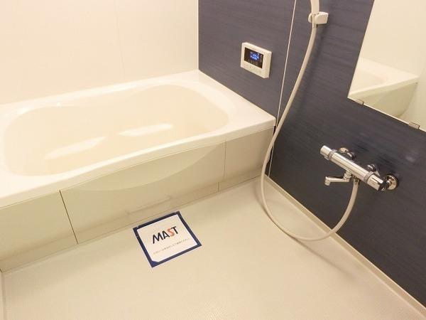 ソレイユ上野芝　バス　浴室乾燥機、追焚機能付の広々バスルーム！