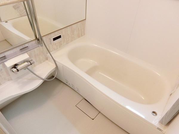 ＰＡＲＫＳＩＤＥ新金岡　バス　浴室乾燥機、追焚機能付の広々バスルーム！