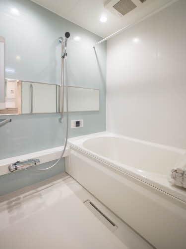 シャーメゾン　サカイパークス２　バス　浴室乾燥機、追い焚き機能付きバス！