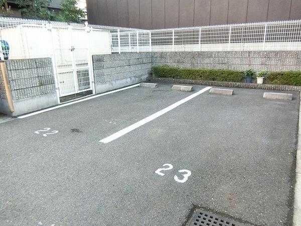 ベルデ堺東　駐車場　駐車しやすい！