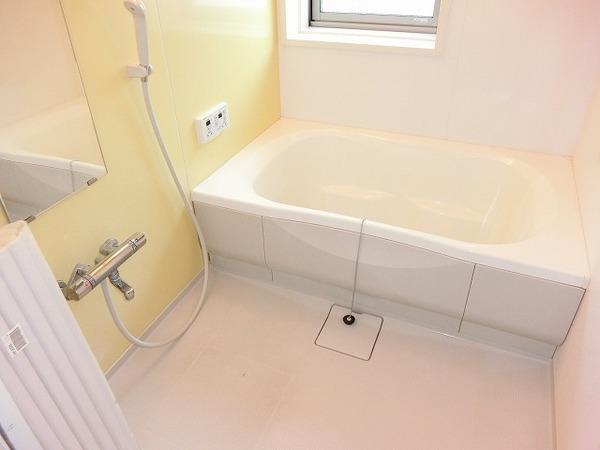 グランドールＡＳ　バス　浴室乾燥機、追焚機能付き広々バスルーム！
