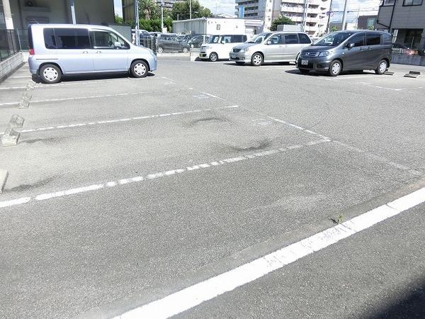 マ・メゾン　駐車場　駐車しやすい！