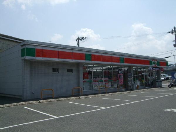 　サンクス河内長野松ケ丘店（コンビニ）／1367m　