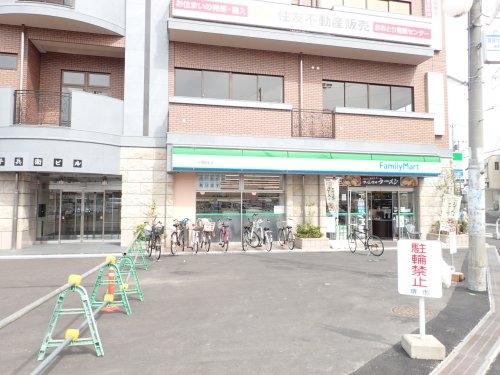 　ファミリーマート JR鳳駅前店（コンビニ）／413m　
