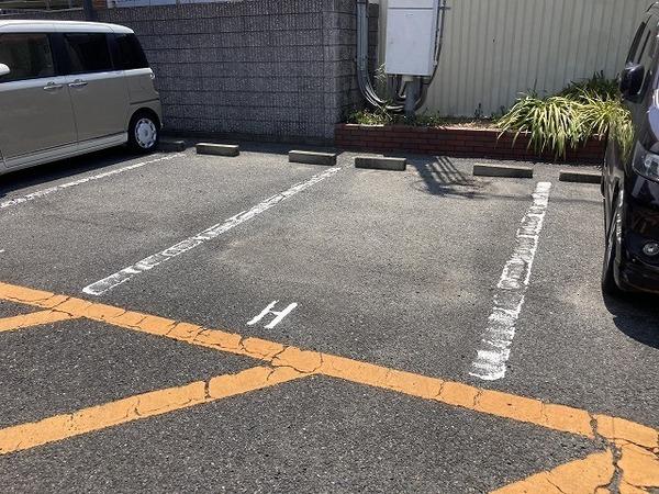 マンションミワ１　駐車場　駐車場！