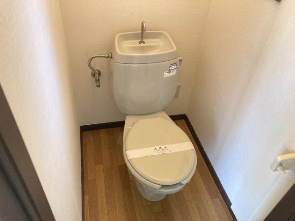 スカイハイツ１　トイレ　ウォシュレット設置可！