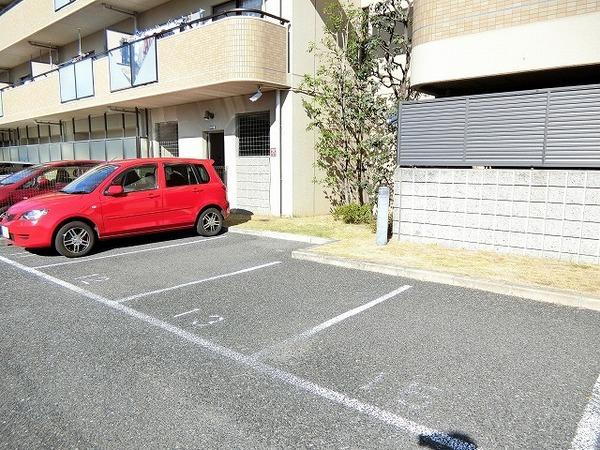 ヴェールクレール　駐車場　駐車しやすい！