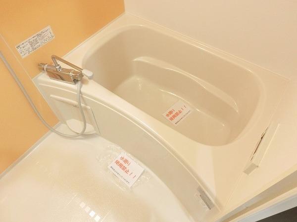 アンプルールフェール堺東　バス　浴室乾燥機付きバス！