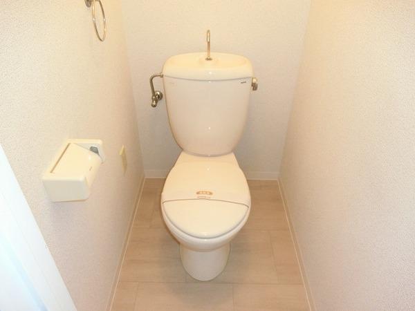 ハイツプラムナイン　トイレ　ウォシュレット設置可！