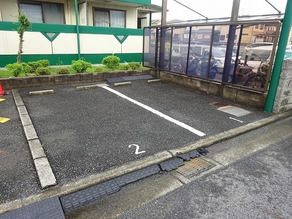 ヴィラＲ・Ｙ　駐車場　駐車場！
